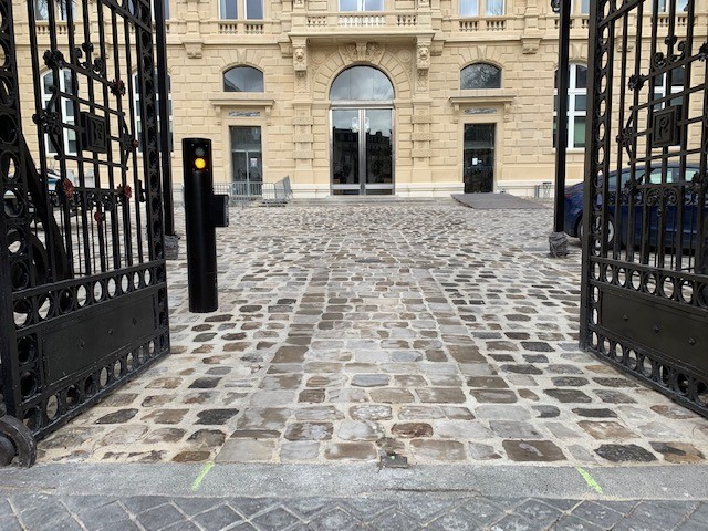 Parvis en Pavés avec accès PMR à Pantin(93)